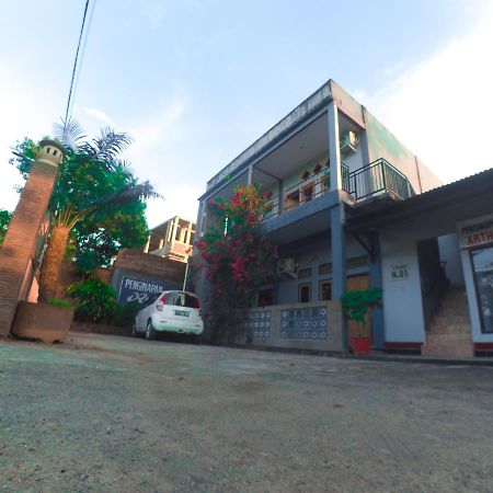 Penginapan Artha Praya Extérieur photo