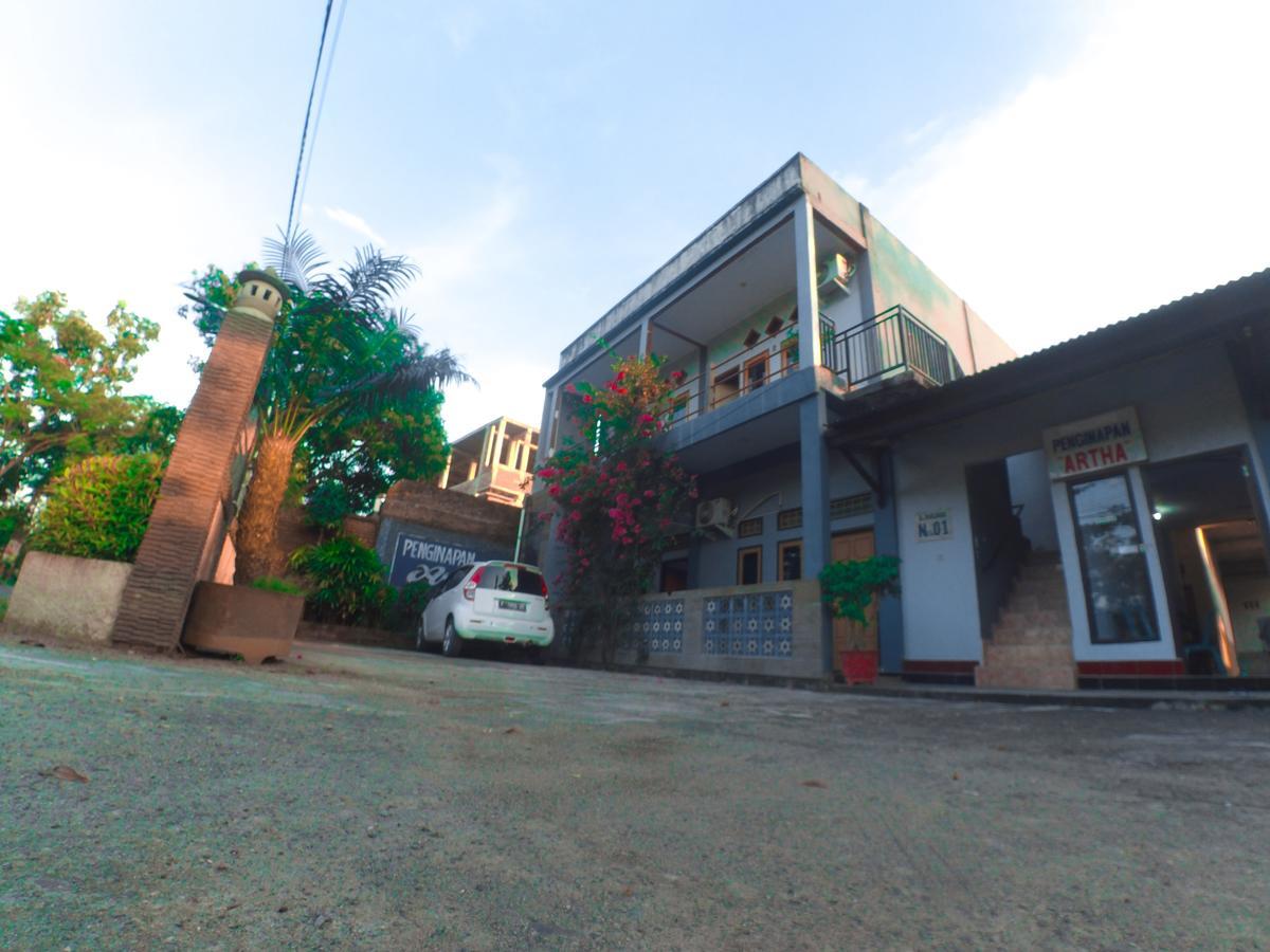 Penginapan Artha Praya Extérieur photo